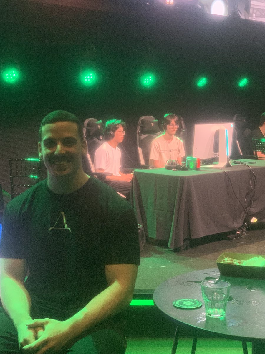 Sydney Smash tweet media