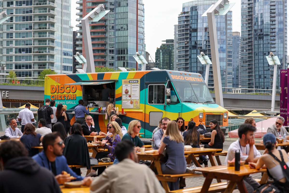 WebSummit's tweet image. What's better: networking or lunch? 🤔
At Food Summit you can have both!