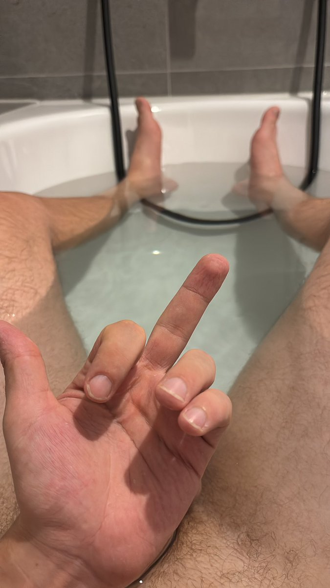 mercylessmastr's tweet photo. Wanna buy some bath water? https://t.co/WumXsX8gSZ