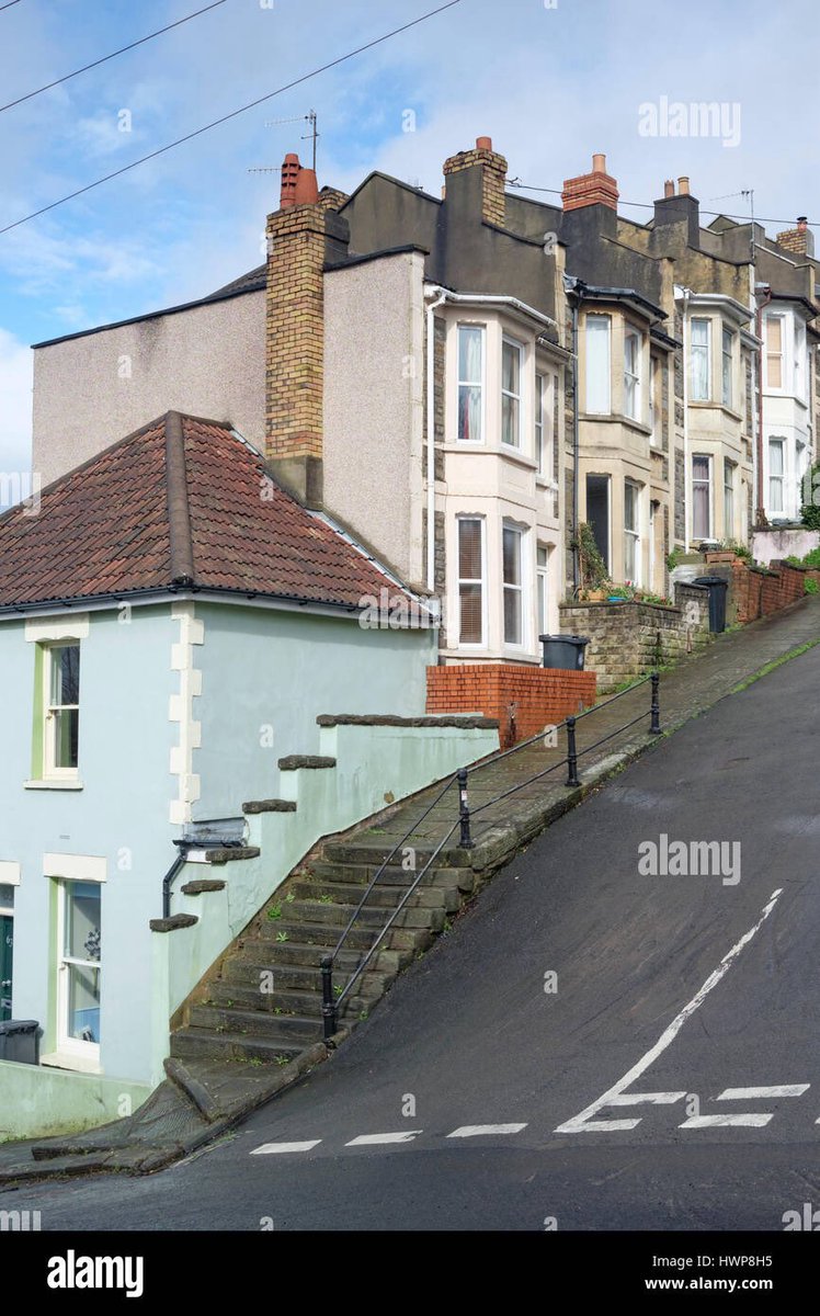 jackhughes19981's tweet photo. @zoemaestra @WFC_Will @amphichrome_ It’s forced perspective, but his work is definitely inspired by a real hill in Bristol that I’ve had the displeasure of driving up before. https://t.co/XRBzilLn1K