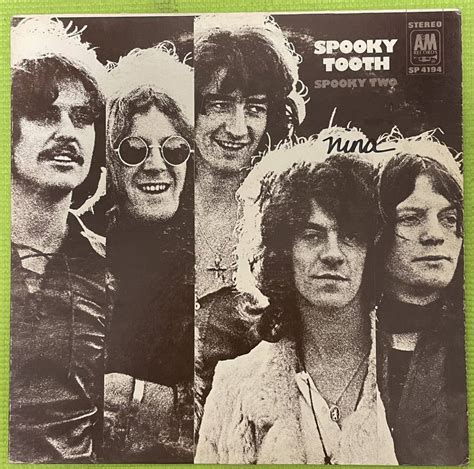 janskylove's tweet image. SPOOKY Digital Readout (1984)  Crunchy, lumbering outsider analog synth funk, the bassline is on it. They could feel it when it was being made, and we still can now! 
#Vinyl #ObscureFunk #SynthFunk #NowSpinning

youtu.be/yQXjwrh80RY?si… via @YouTube