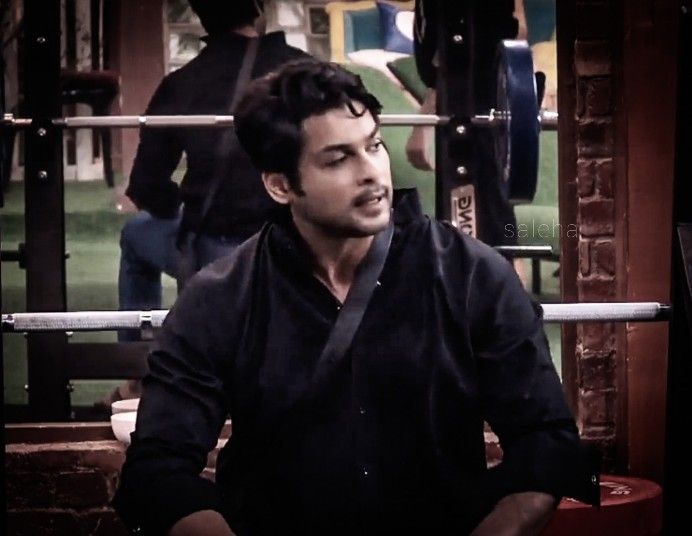 Six years since the entry of the undisputed King! Sidharth Shukla's game was a masterclass in authenticity, tearing down the facade of others. His honesty and conviction made him immune to the plotting.
Stark Real amongst the fake, always!

6 ICONIC YRS OF SID IN BB