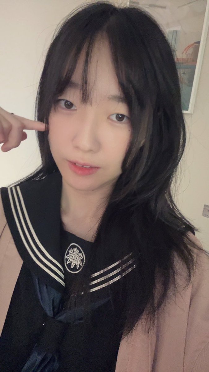 seozo_'s tweet photo. 🐰🖤💦💕 https://t.co/9Wf06b1sMY