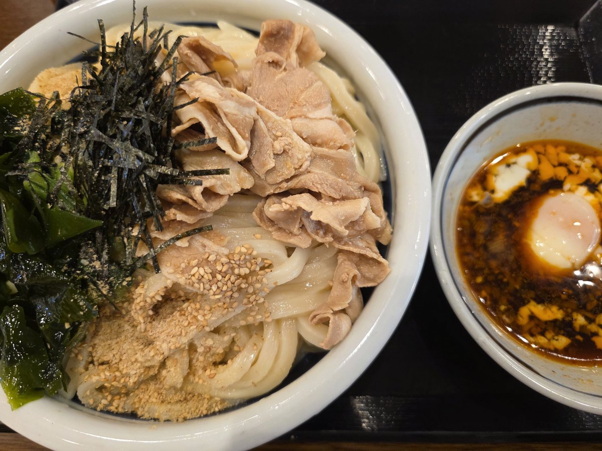 Ritz3588's tweet photo. 丸亀製麺　豚つけ汁うどん3玉
3玉まで無料だよ！ https://t.co/qSvKzGV97y