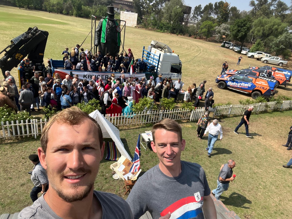 Frans de Klerk tweet media