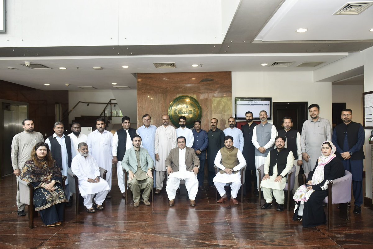 PIPS_GOV's tweet image. The Pakistan Institute for Parliamentary Services (PIPS) organized two Pre-Promotion Training Courses for Officers &amp;amp; Officials of the National Assembly Secretariat. A total of 30 officials and  20 officers (Superintendents and Section Officers ) participated in training programs.