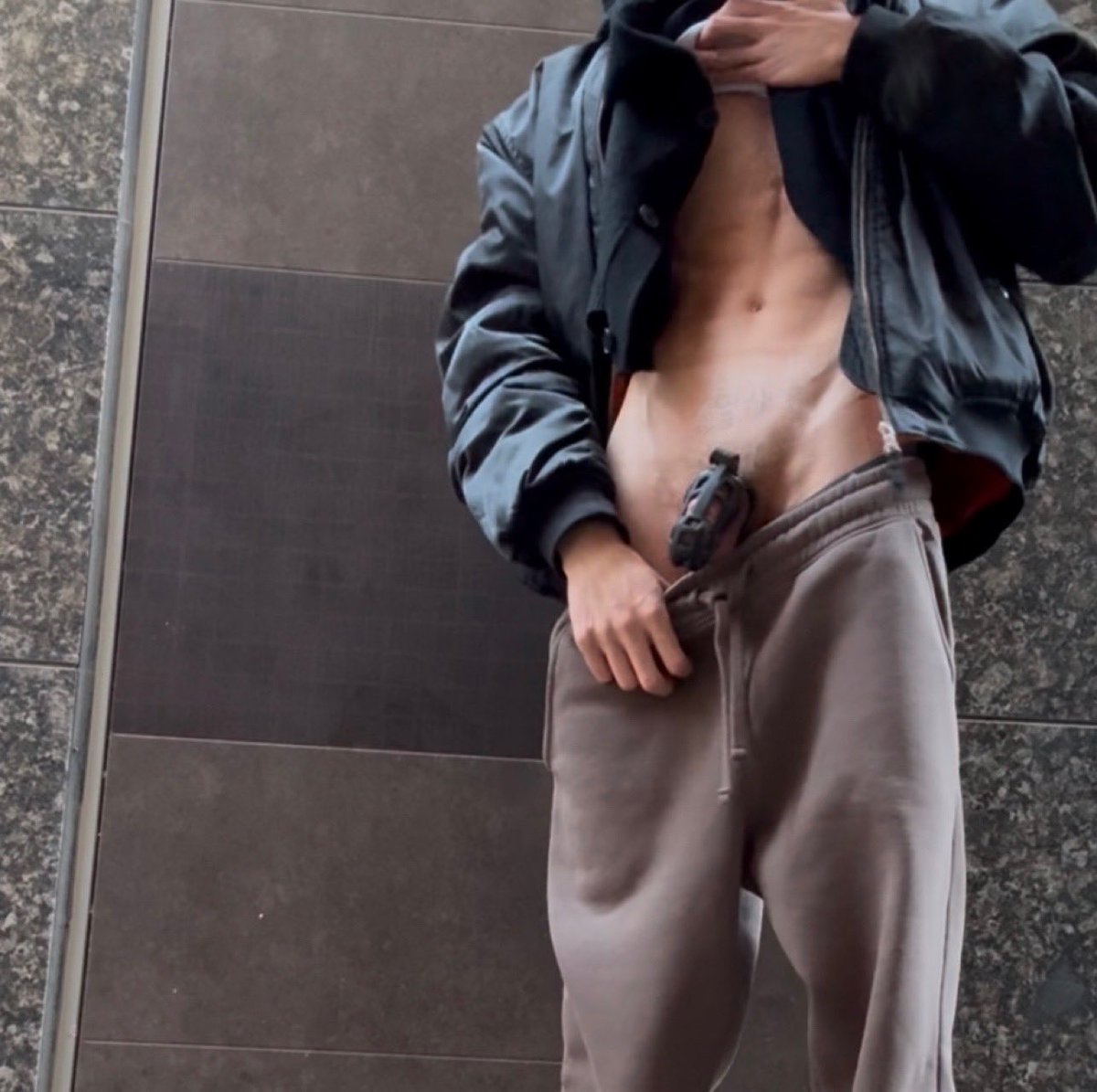 알티하면 둘다 원본 줄게

#ㄱㅊㅅ #게친소