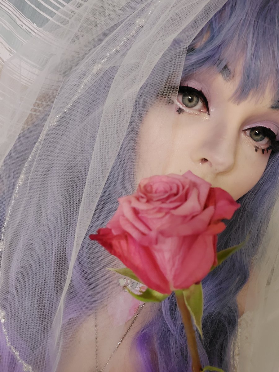 𝓕𝓸𝓻𝓮𝓿𝓮𝓻 𝔂𝓸𝓾𝓻𝓼. ∞ 
🌹🤍