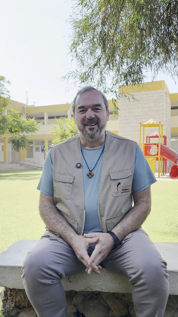 PROYDE_Levante's tweet photo. Este año el #ProyectoFratelli protagoniza nuestra campaña “Volver a la escuela, volver a reír” 🎒
Hoy el Hermano Guillermo comparte con nosotros estas palabras, desde Líbano.
Podéis conocer todos los detalles de la campaña en nuestra web https://t.co/G1wny49lJL 📲 https://t.co/Go7B4Nnk8r
