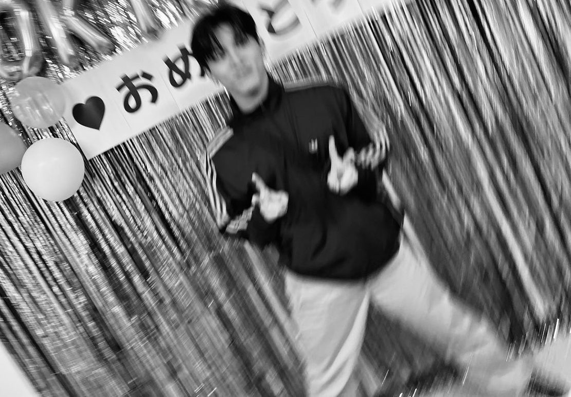 ASHB0RNES's tweet photo. Late to the party, but better than never.

Happy birthday, Bang Ojan.🤟 https://t.co/fvQWiFRpmY