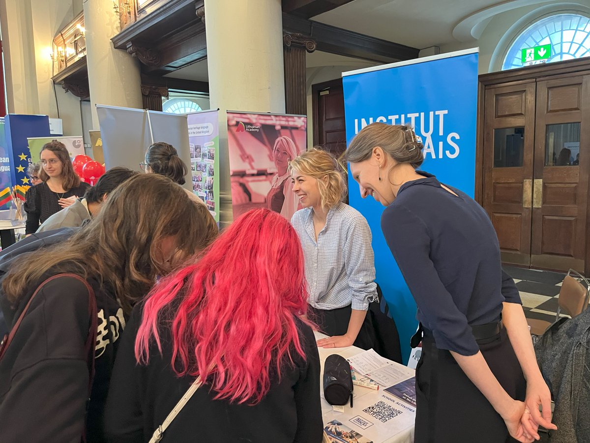 In case you missed it…

Last week, we celebrated the #EuropeanDayofLanguages together with the <a href="/EUdelegationUK/">European Union in the UK</a>.

A great initiative highlighting how languages bring us closer, spark creativity… and remind us that dreaming (rêver) is at the heart of learning!