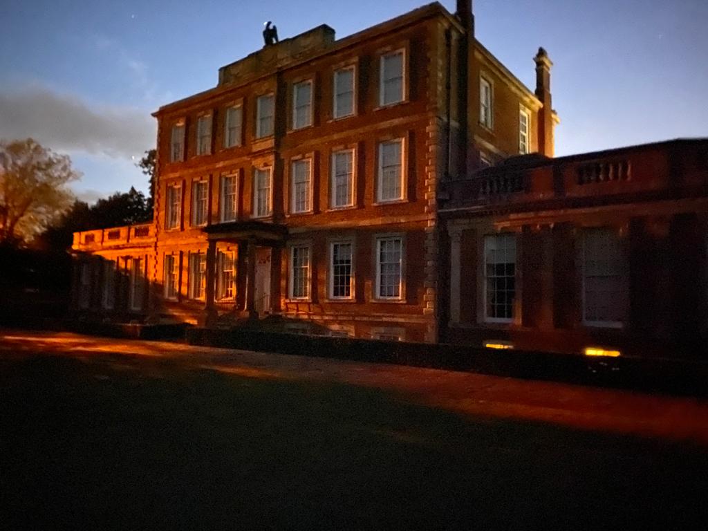 Halloween is fast approaching, and our historic house takes on an extra layer of mystery…
Guests and staff have spoken of strange chills, whispers in empty corridors...
Hear similar ghost tales at our upcoming dinner with Mad Alice:
bit.ly/3HHWsRS