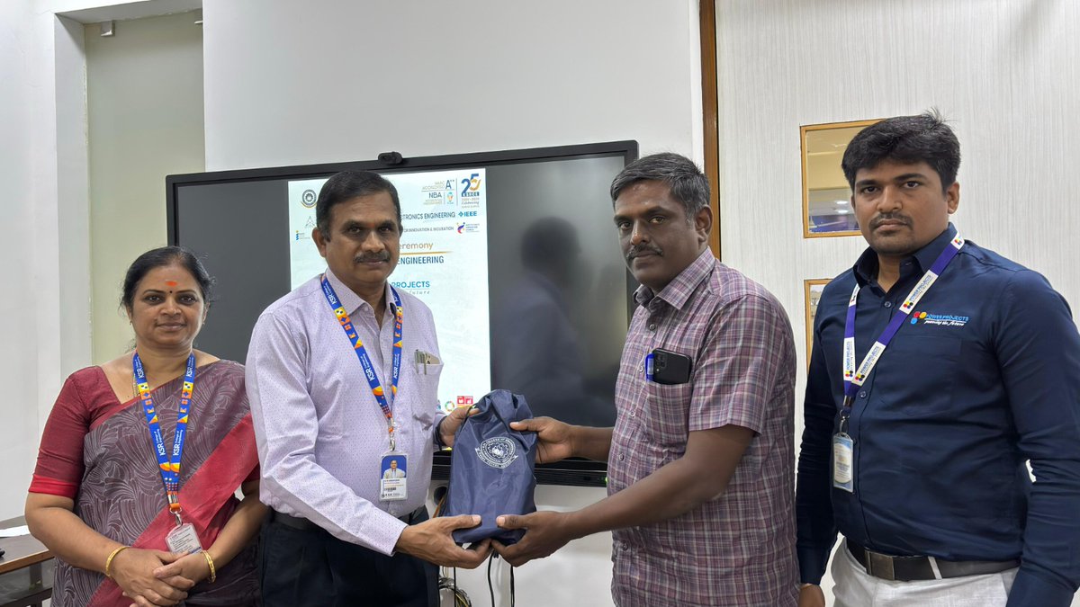 ksrceofficial's tweet image. K.S.R. College of Engineering – Department of EEE is pleased to announce the successful signing of a Memorandum of Understanding (MoU) with Power Projects on 27th September 2025.
#IndustryAcademiaCollaboration #EEEKSRCE #PowerProjects #InnovationPartnership #KnowledgeSharing