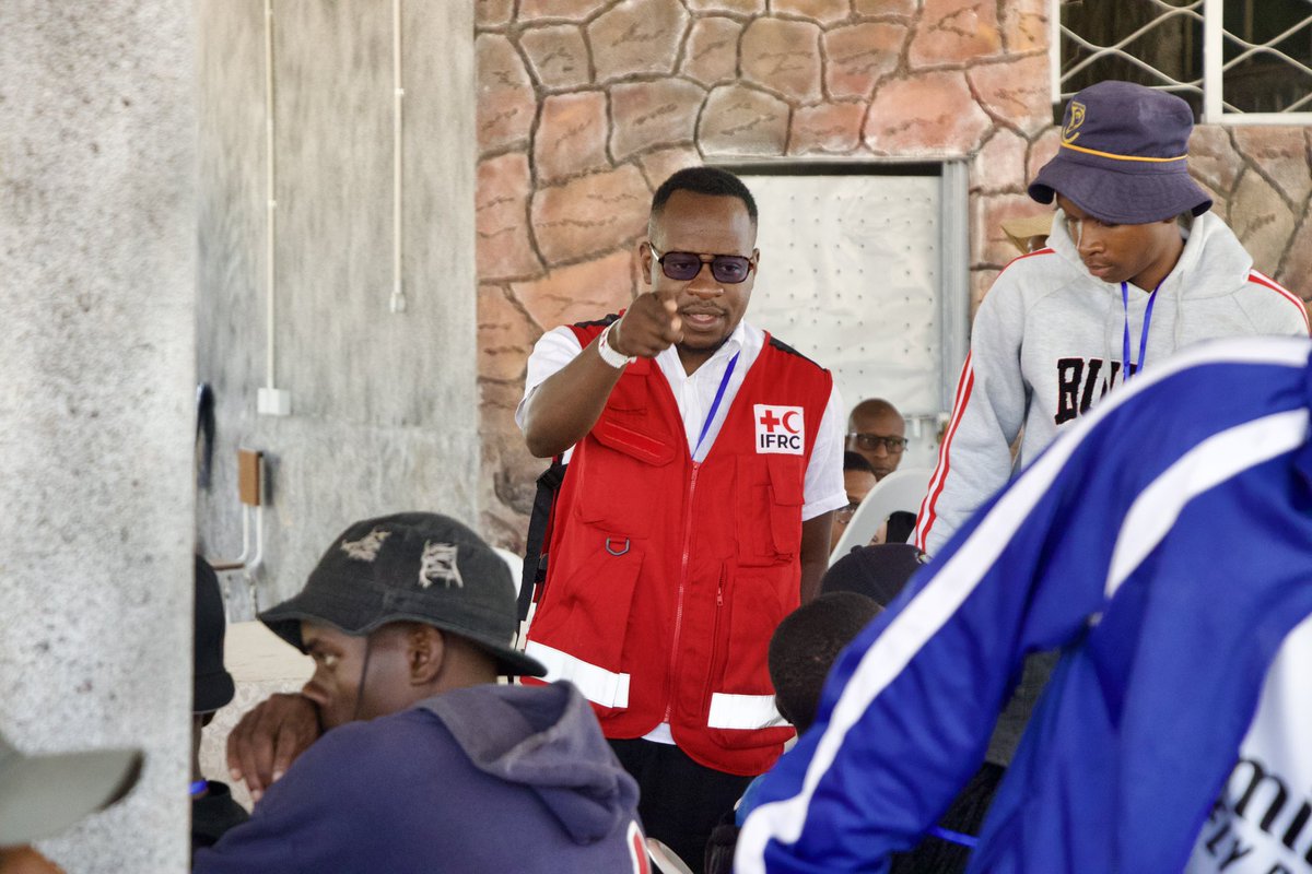 JunePeace's tweet image. Honoured to facilitate at @ZrcsRed Regional Youth Camp (25–28 Sept) where discussions centered on investing in future-ready youth through:
-Education &amp;amp; life skills
-Empowerment &amp;amp; entrepreneurship
-Agri–food–health nexus opportunities.🇸🇿 🇳🇬 🇿🇼