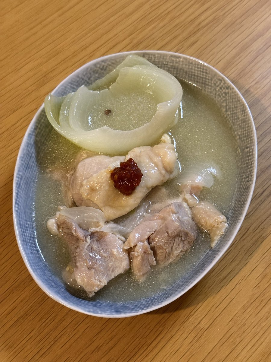 lenanosuke's tweet photo. 説明のいらない美味しさ。そのままでも最高なのに豆板醤を合わせるというもはや芸術の域。 https://t.co/dF4jGKWZF4
