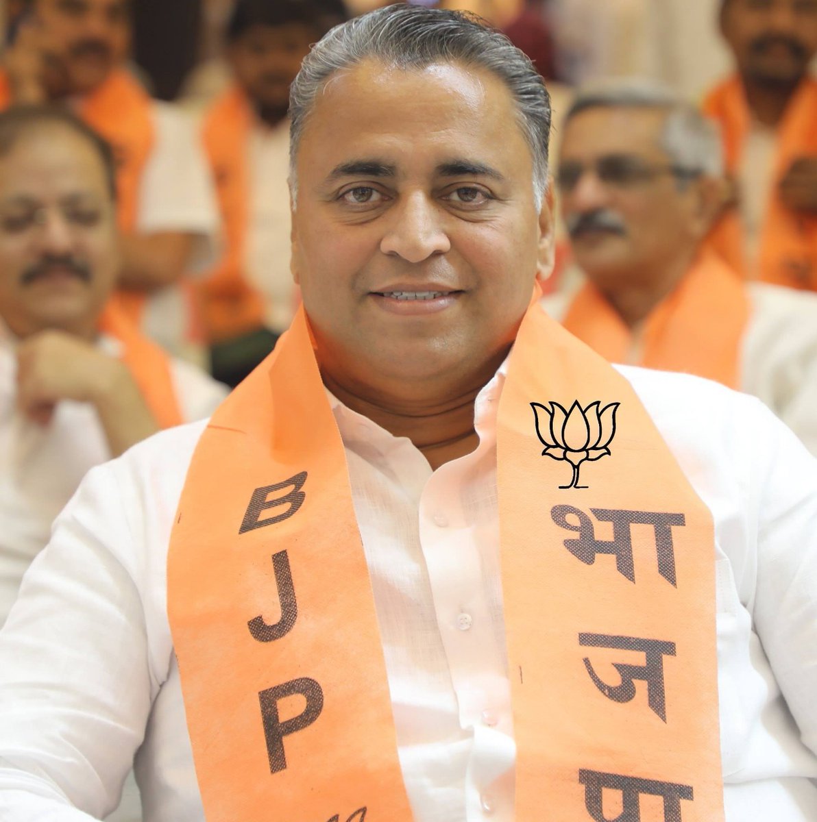 प्रखर वक्ता, श्रेष्ठ विचारक और कुशल संगठक, ध्येयनिष्ठ कार्यकर्ता ,भाजपा के पूर्व राष्ट्रीय मंत्री श्री
सुनील देवधर जी आपको जन्म दिवस की आत्मीय बधाई एवं शुभकामना...

प्रभु श्री राम जी से आपके सुदीर्घ जीवन व उत्तम स्वास्थ्य की कामना करता हूं!!

<a href="/Sunil_Deodhar/">Sunil Deodhar</a>