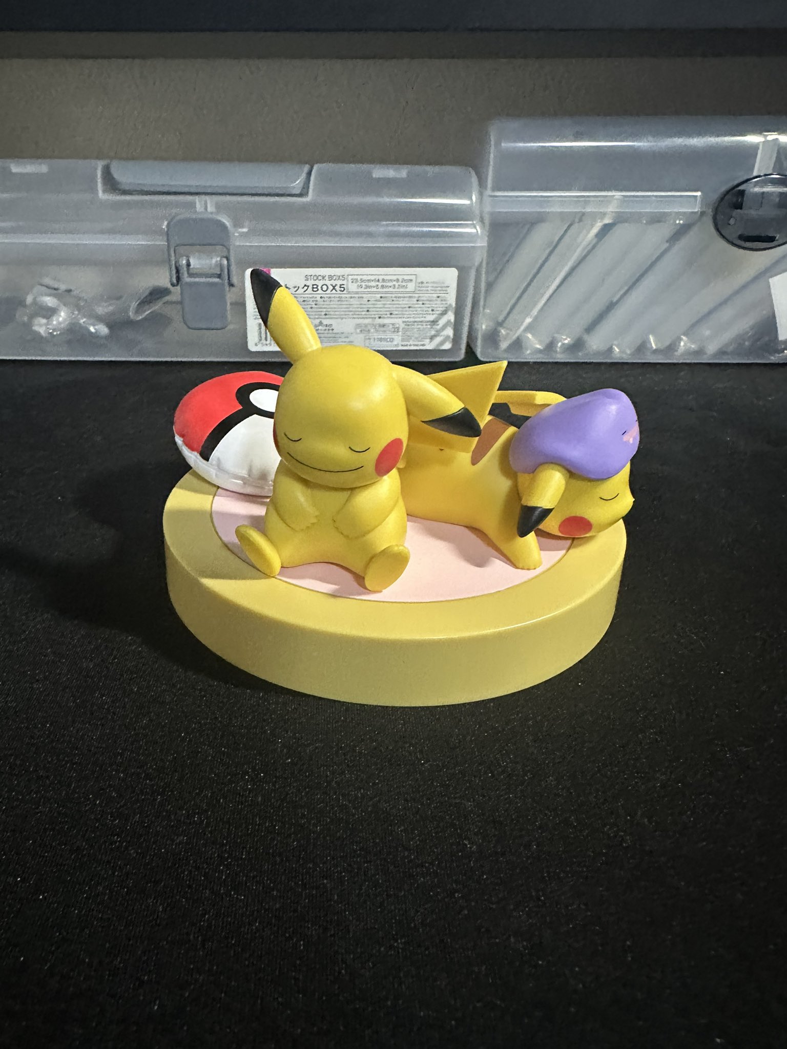 ポケモン - 韓国限定 ポケモン メタモン ウォーターボール フィギュア &amp; 缶ケース セット 韓国限定 ポケモン メタモン ウォーターボール フィギュア & 缶