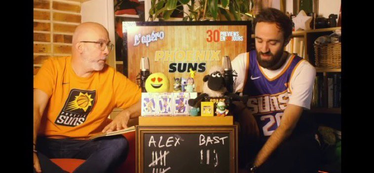nounoursgrospet's tweet image. Oh le poulet @Flash_Custom et @fear_freak dans la preview de @TrashTalk_fr @ABallNeverLies !!!!
#CardsAddict