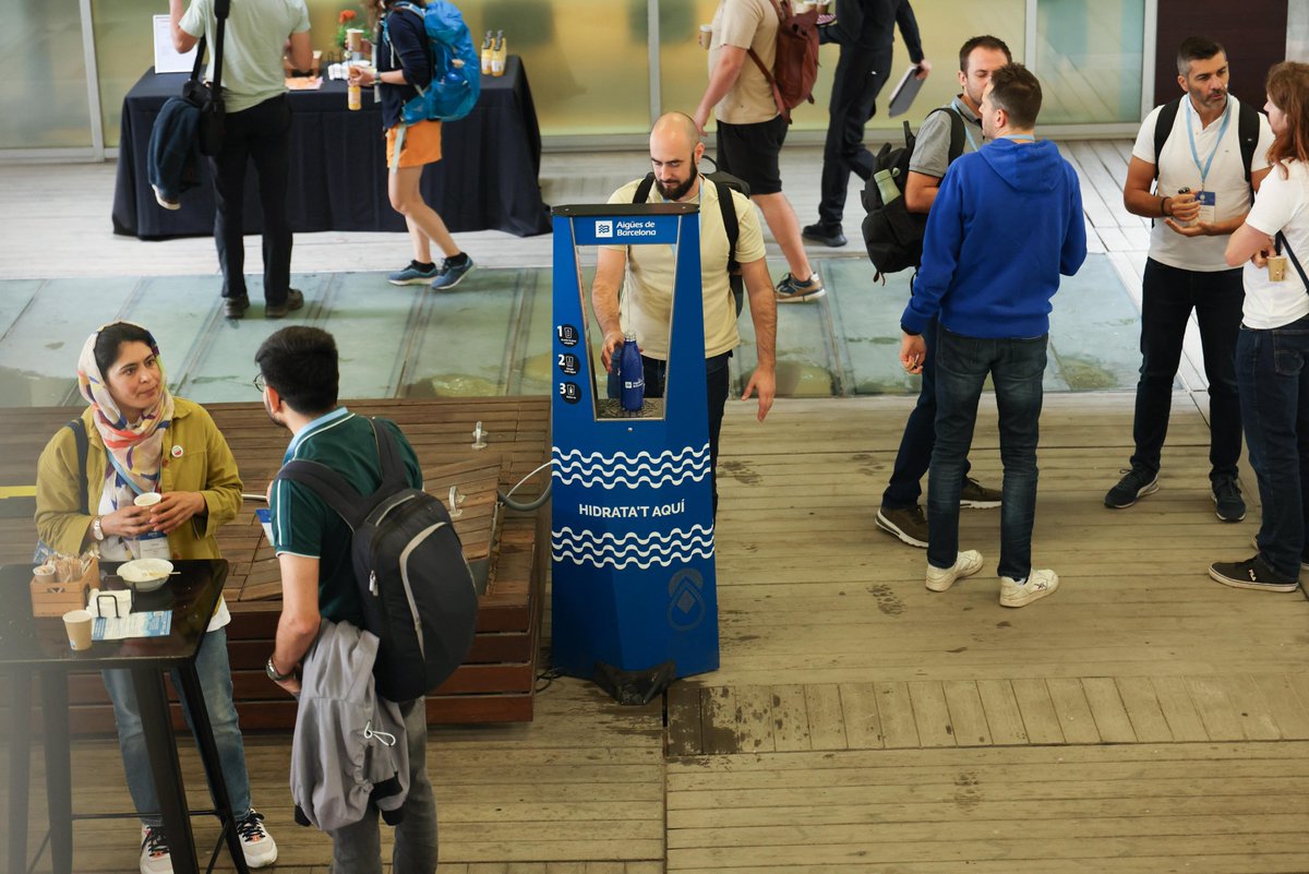 Aigües de Barcelona tweet media