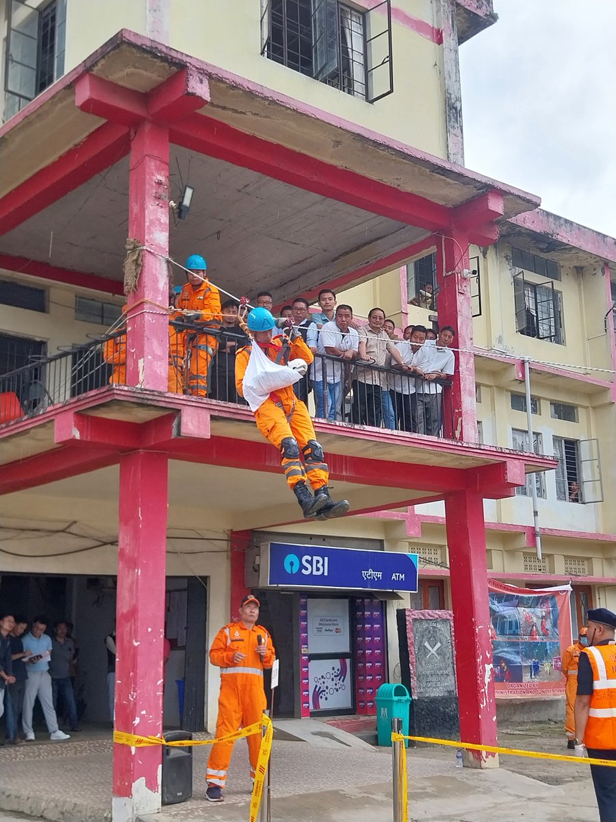 Photo of the Week(4th week of Sept.), The 12th Battalion of the NDRF is conducting a disaster preparedness exercise during Mock Ex. We are dedicated to ensuring the safety of communities.
