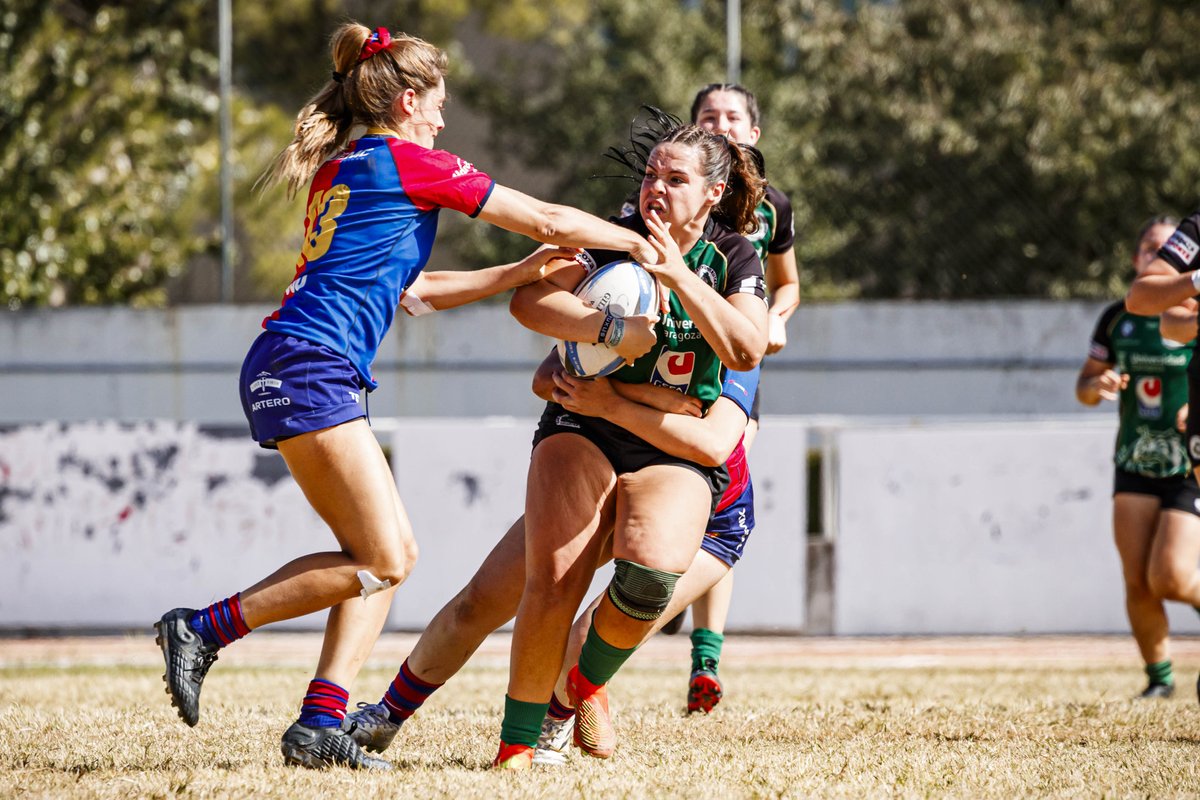 CDURugbyZgz's tweet photo. El amistoso CEFA Unizar - @avrfcb de @Rugby_femenino en imágenes https://t.co/Lh1hUzFVSR https://t.co/9l2L0dqeiR