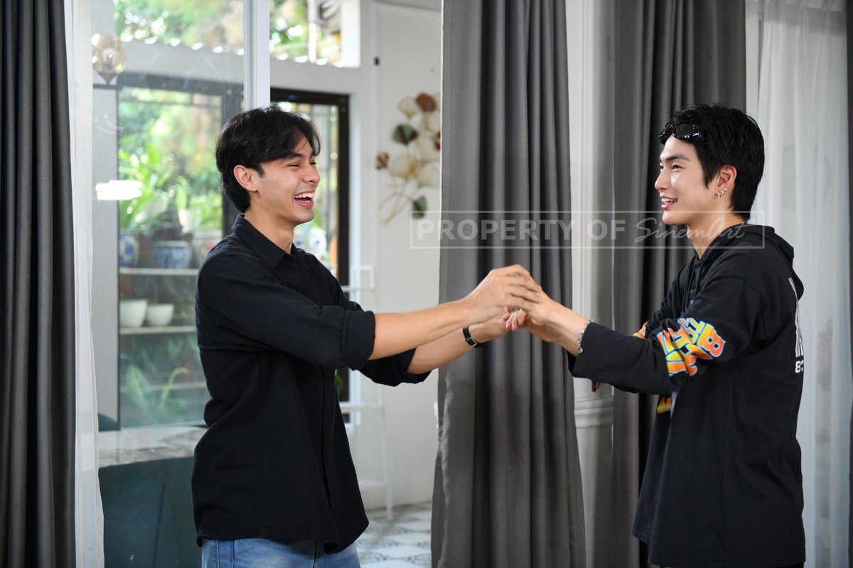 fattsholic_ofc's tweet photo. SOOOOO CUTEEEEEEE
#fattsyach #FattahSyach #XngHan https://t.co/DvuVMxBmnn