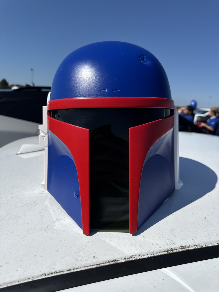 shwaptime's tweet photo. 1-0 since the debut of the #GMandalorian - This is the Way. 

@JaxsonDart @1NCRDB1 helmet swap next game? 🤷‍♂️ https://t.co/czDthjsY4H