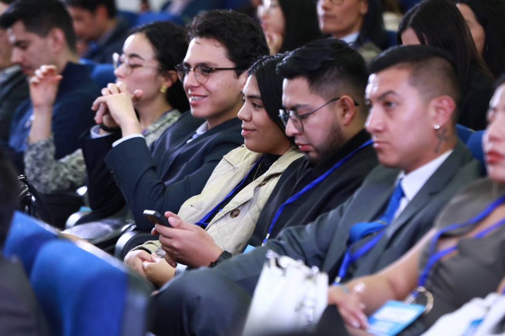 DianaAtamaint's tweet photo. La transformación digital del @cnegobec tiene como eje central colocar la tecnología al servicio de la democracia. La innovación y accesibilidad garantizan procesos electorales sólidos, transparentes e inclusivos. https://t.co/letRRQ3hBD