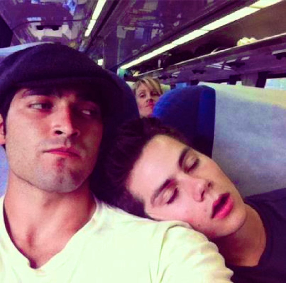 โถ ๐๐๐๐๐๐๐ล๐๐ . tweet media