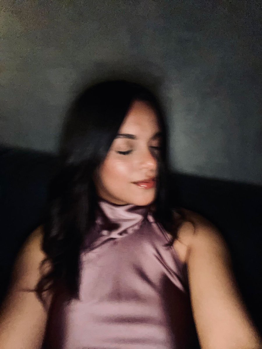 lessliequirozc's tweet image. la nueva santiagueraaaa