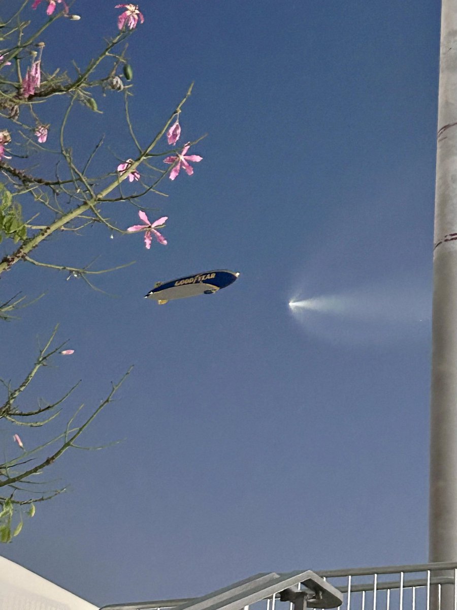 torchitdown's tweet image. SpaceX and Goodyear, yeah! @elonmusk