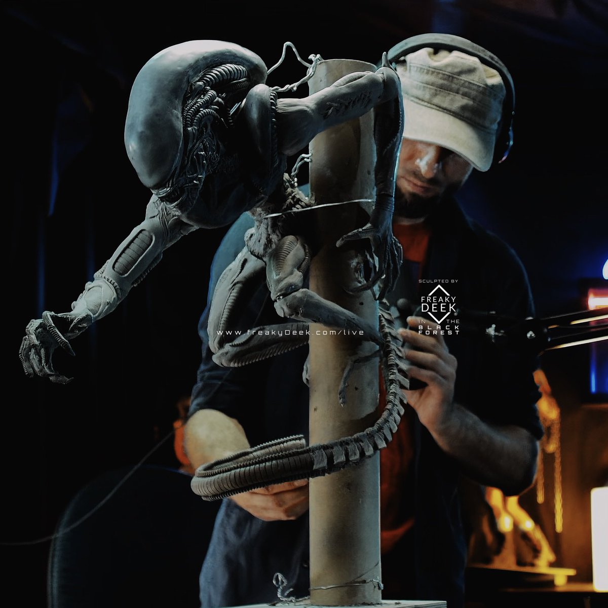 Xenomorph clay sculpt = my weirdest long-term relationship yet.
Catch the latest drama: twitch.tv/freaky_Deek
#ClaySculpture #AlienXeno #ArtStreamers #HorrorSculpting #TwitchArtists #SciFiArt