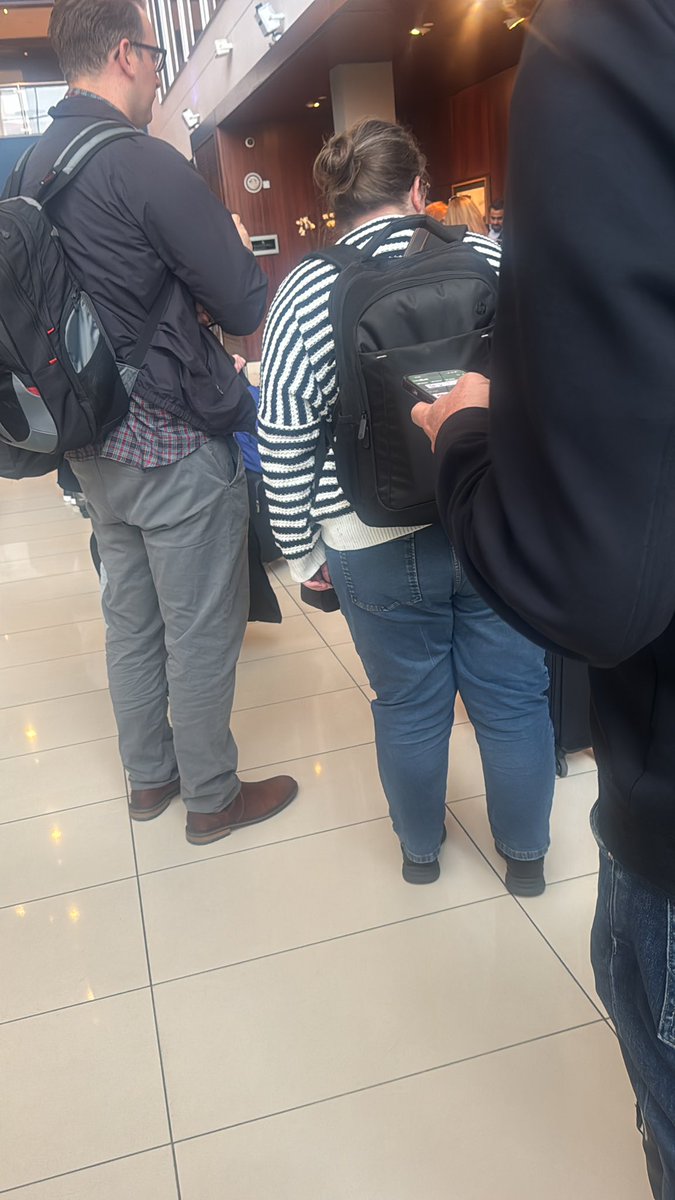 stephbolton's tweet photo. @Marriott  your check in process needs to improve - this is the second Lond queue in as many week - 30min wait to do it online too -doesn’t seem sensible https://t.co/gDbAQ3OmdO