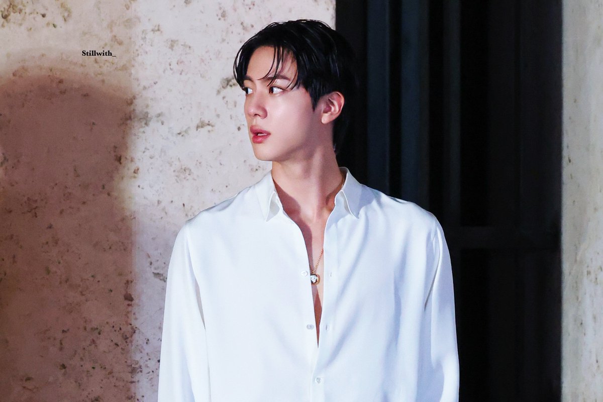 Stillwith_kJin's tweet photo. 250923 Gucci
Every experience with you is an unforgettable memory.๐ธ
#JinxGucci #๊ตฌ์ฐ #mfw #GucciLaFamiglia #GucciSS26 @gucci
#๋ฐฉํ์๋
๋จ์ง #๊น์์ง #์์ง #์ง #BTSJIN #JIN
@BTS_twt https://t.co/5dyadToiAJ