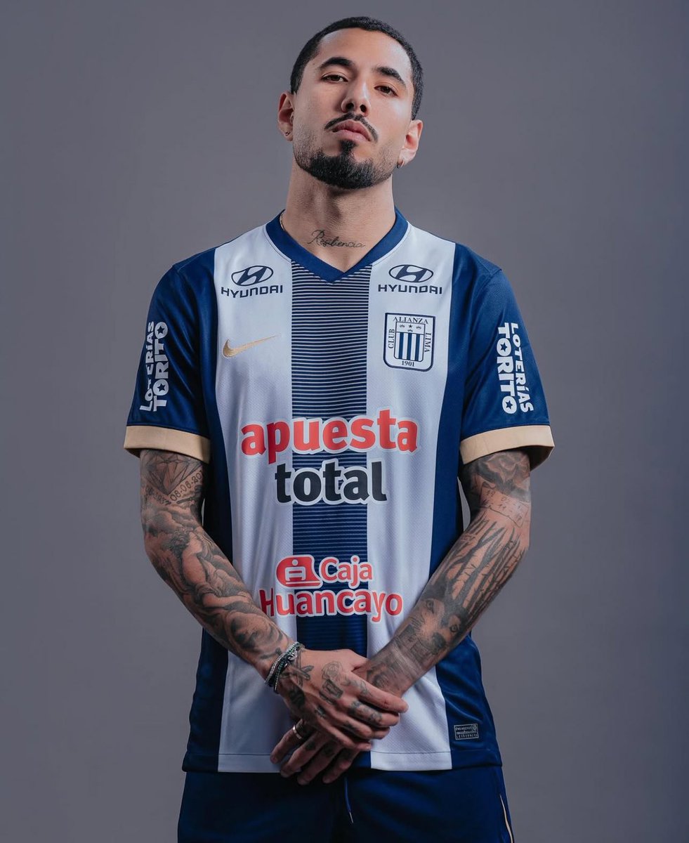 OutOfALContext 1901 tweet media