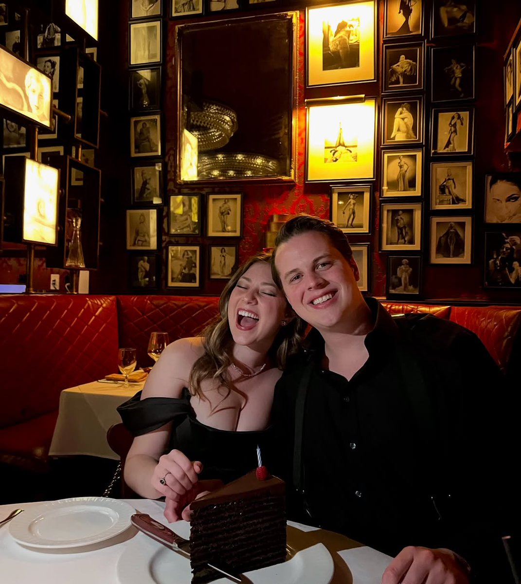 Strip House tweet media