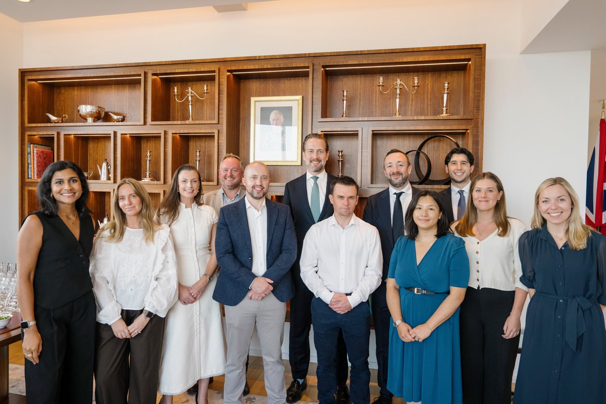 OQC_Tech's tweet image. 🗽 We hosted our OQC Launch Reception at the UK Trade Commissioner’s Residence in New York, alongside Trade Commissioner, Oliver Christian. 

We welcomed industry leaders, government &amp;amp; investors to mark our NYC deployment - a milestone in the UK–US tech partnership✨