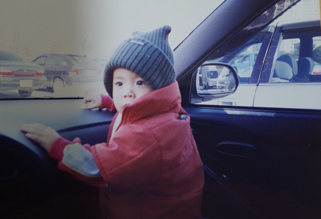 영균이의 겨울필수템 빨간잠바