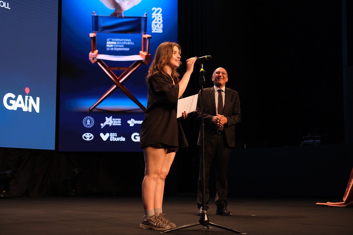 altinkozaff's tweet photo. 32. Uluslararası Adana Altın Koza Film Festivali Ulusal Öğrenci Filmleri Yarışması kategorisinde ödül alan yarışmacılarımızı kutluyoruz. ✨🙏🏼

En İyi Kurmaca Film-Nepenthe 
En İyi Deneysel Film- Mars
En İyi Canlandırma Film- Aile Yemeği
En İyi Belgesel Film- Taşın Rengi/Renge Kevir
TAFF Pictures ve Fono Film Post Prodüksiyon Desteği- Aslında Herkes

#altinkozaff2025