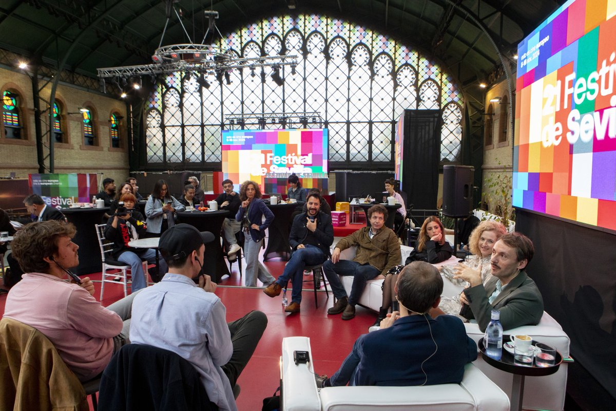 🗞️ 🎬 ¿Te apasiona el cine y la escritura y estudias en Sevilla? El #22FestivalSevilla te invita a vivir una experiencia como periodista acreditado y parte del Laboratorio de Periodismo Cinematográfico del 7 al 15 de noviembre.