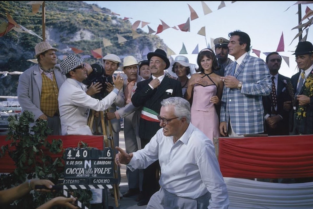 PeterFandom's tweet photo. #AfterTheFox released #OTD in 1966
An often underrated heist #movie. 
Dir #VittorioDeSica
Written by #NeilSimon
#PeterSellers #VictorMature #BrittEkland #MartinBalsam #TinoBuazzelli #PaoloStoppa #MariaGraziaBuccella 
#Music - #BurtBacharach
#Theme - #TheHollies #PeterSellers100 https://t.co/oM6S740FdY