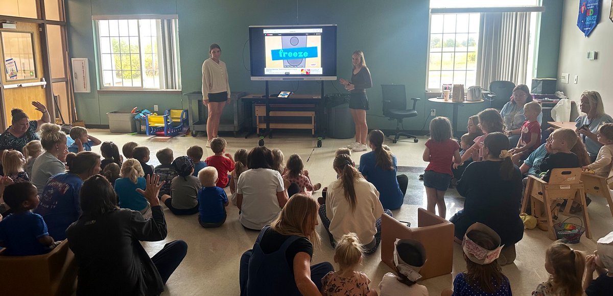 MrMeyersTBHS's tweet image. Our teacher’s aide apprentices are gaining incredible real-world experience by leading character trait lessons at ECEC! Watching them grow is truly exciting while they help shape young minds and build a stronger community. #FutureEducators