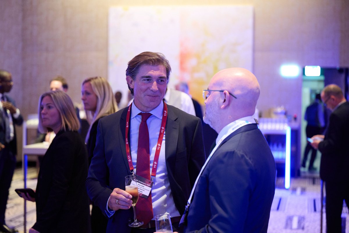EnergyAspects's tweet photo. Day one of EA Conference 2025 is winding down as attendees enjoy drinks and canapés at the drinks reception, hosted by @trafigura.
This is a valuable opportunity for the most influential players shaping the future of global commodities to connect and network.
#EnergyAspects #EAConference25 #EnergyCommodities