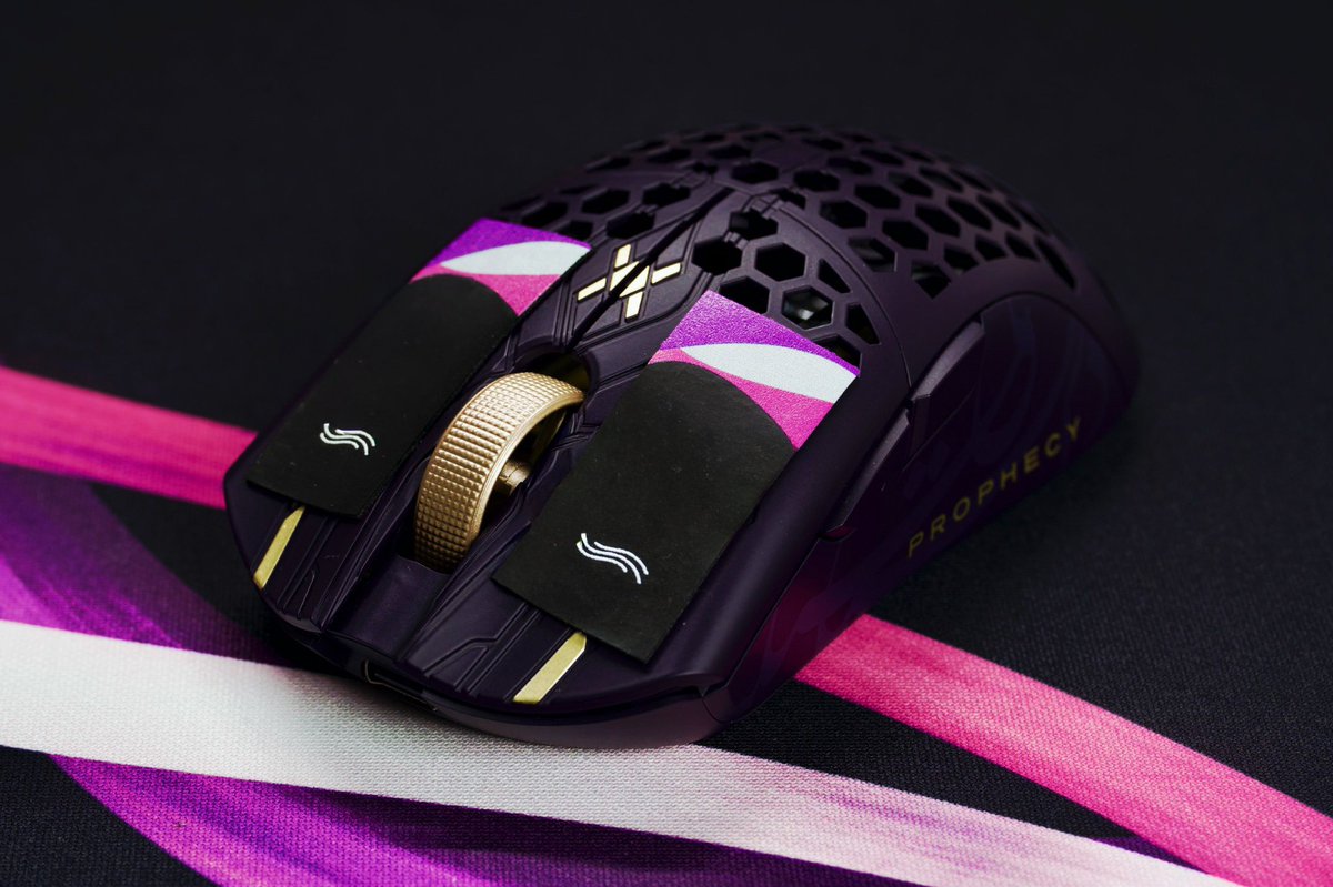 MizuWorksLLC's tweet image. Officially 1 day away from the Cascade mousepad release! 💜

Tomorrow

1:00 PM EST

Experience balanced perfection with amazing stopping power and a satisfying glide all in one pad

Simple aesthetic cloth design with grips to match your mouse

240 single run units worldwide 💜