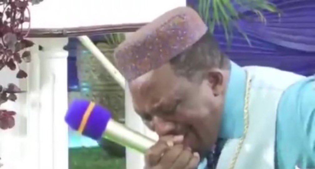 Kuna mahali nilikuwa junior software developer nilikuwa nakula 30k ikiingia kwa account ni 22k.. idk how I used to survive