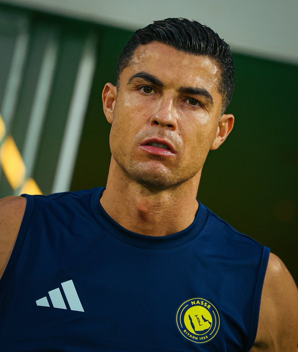 🚨🚨🚨⚠️ عــاجــل ورســمــيًــا ⚠️🚨🚨🚨

الأسطورة كرستيانو رونالدو لن يسافر لـ العراق 🇮🇶

لن يتواجد في مباراة الزوراء