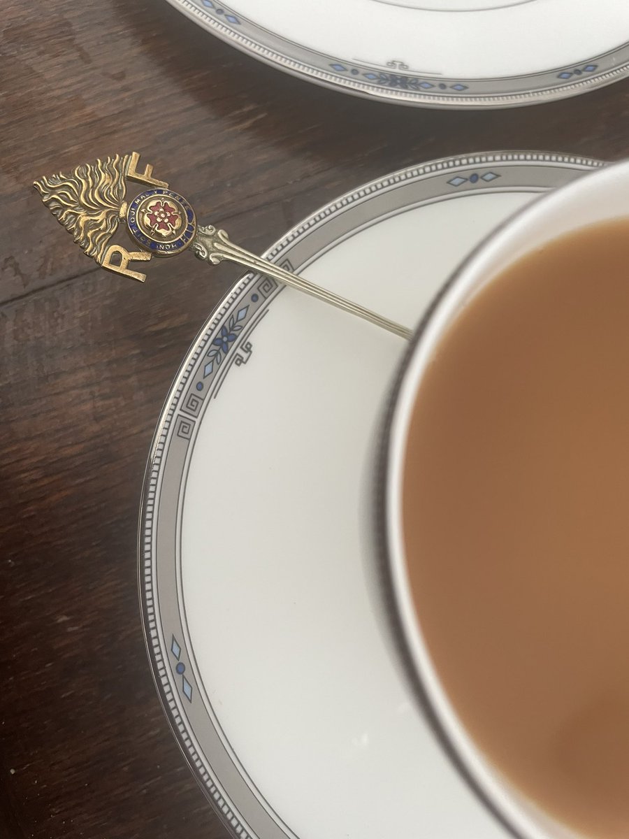skimmod's tweet image. This friday at 10:00.
Join me for a no agenda chat about anything!
Break away, brew up and breathe