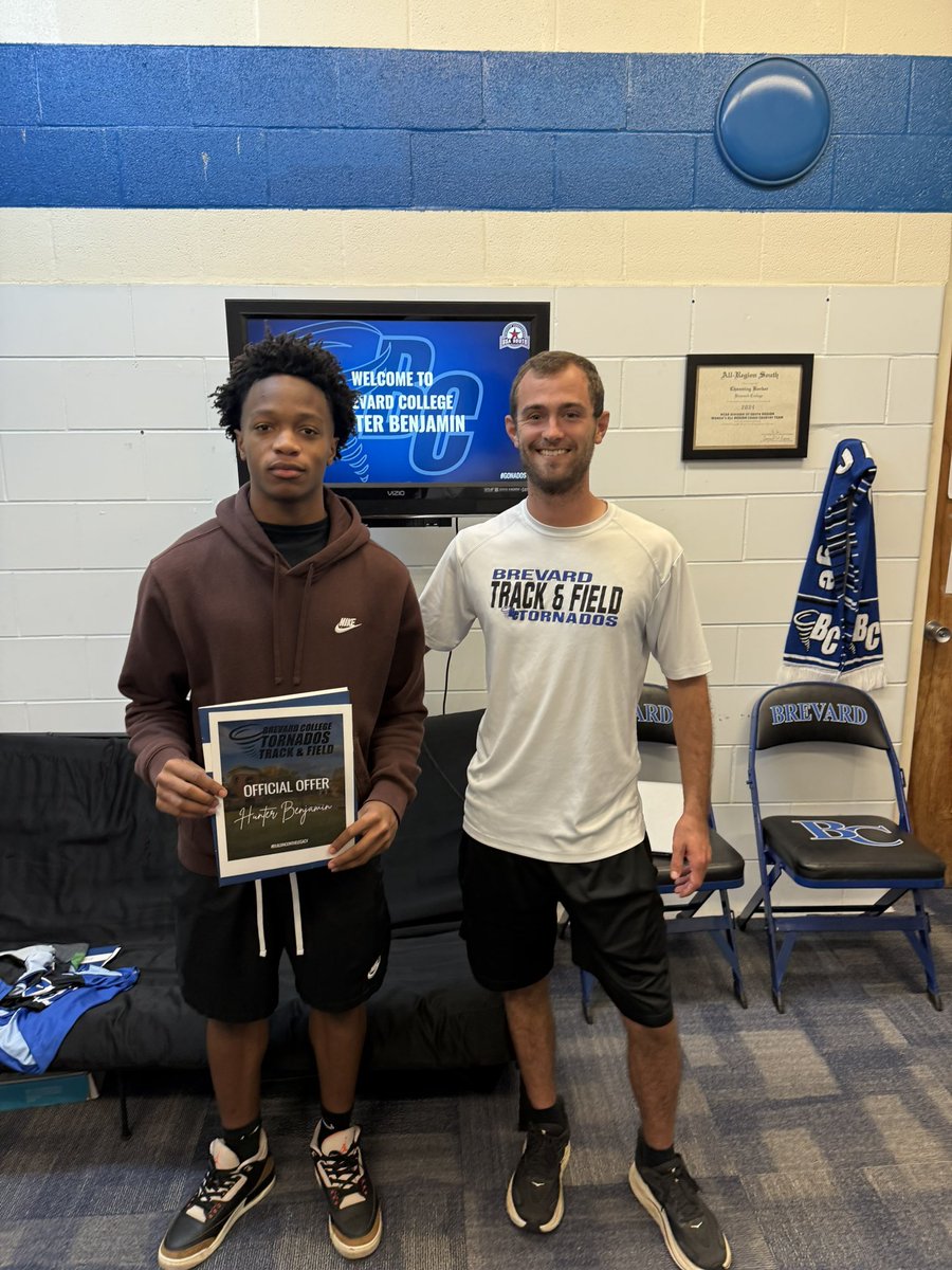 1hunterbenjamin's tweet image. After a good visit and talk with coach isenhour I am blessed to receive my first offer from Brevard college!!