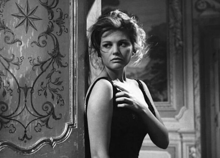 Claudia Cardinale 🎥 I delfini / dir. Citto Maselli