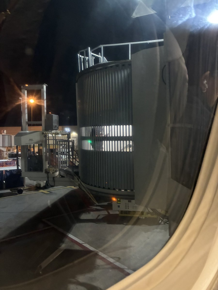 Hey <a href="/Delta/">Delta</a>, you blew it last night on 5686 from Boston to Nashville when the Boston ground crew forgot to load the bags before their break and the Nashville ground crew took FORTY-FIVE minutes to attach the bridge way. Are you kidding me?!